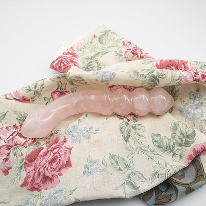 Curvona Rose Quartz Crystal Wand