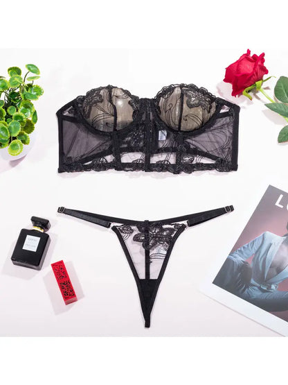 Sweetkama 2PCS Embroidered Lingerie Set